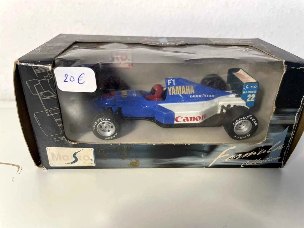 Voiture bleue et blanche numéro 22 (FORMULE 1) Bernard Miniatures