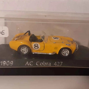 Voitures Miniatures AC Cobra 427 jaune avec le numéro 8 (Solido référence 1909) - Bernard Miniatures