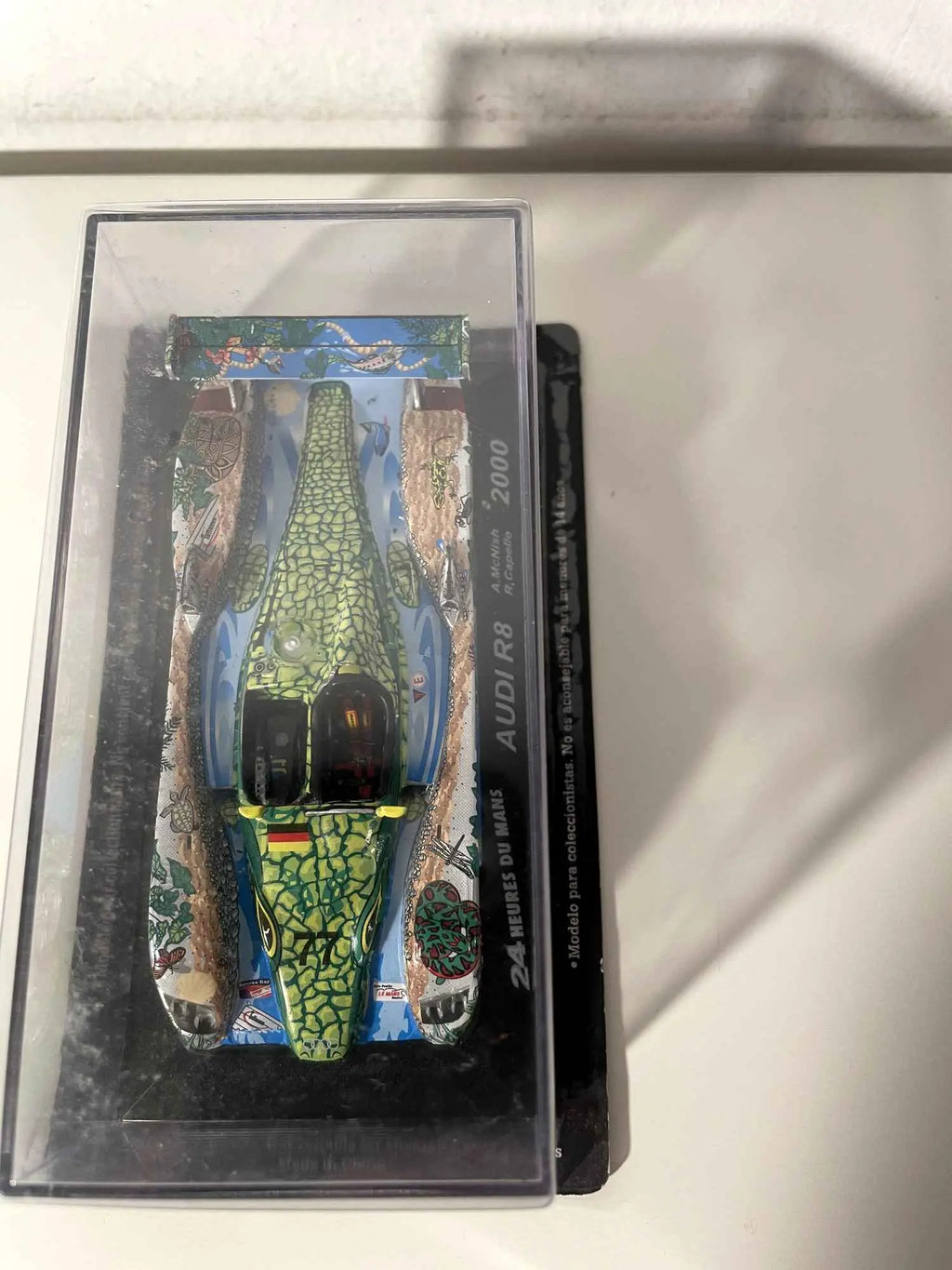 Voitures Miniatures Audi R8 couleur crocodile numéro 77 (24 heures du Mans de 2000) - Bernard Miniatures