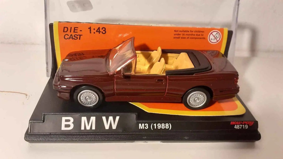 Voitures Miniatures BMW M3 bordeaux de 1988 - Bernard Miniatures