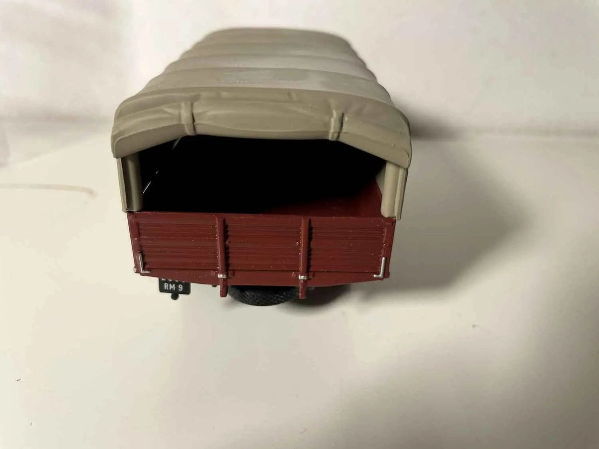Voitures Miniatures Camion Renault AHN de 1940 (huiles Renault) - Bernard Miniatures