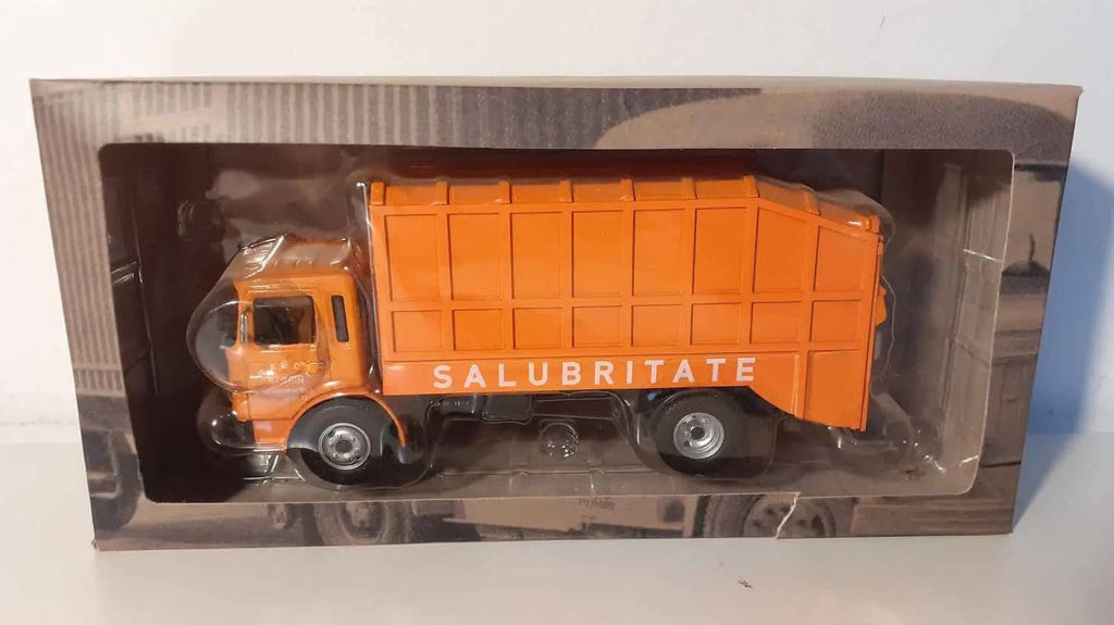 Voitures Miniatures Camion Roman 10.215 de 1975 camion orange pour ramassage des ordures ménagères? - Bernard Miniatures