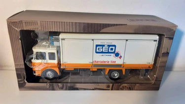 Voitures Miniatures Camion SAVIEM SN 240 fourgon frigorifique GEO charcuterie fine - Bernard Miniatures
