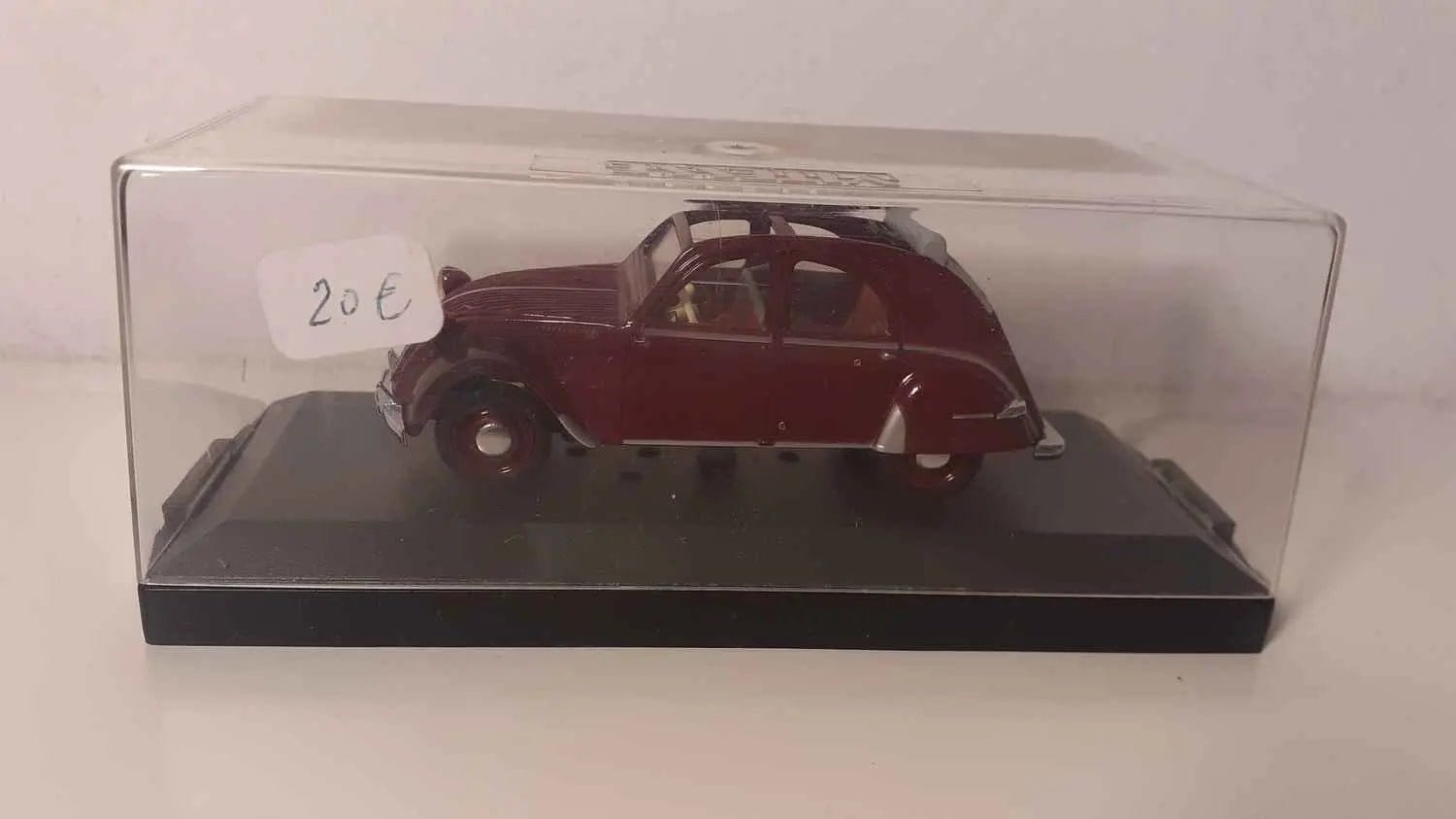 Voitures Miniatures Citroën 2 CV bordeaux de 1956 Belgium (marque Vitesse) - Bernard Miniatures