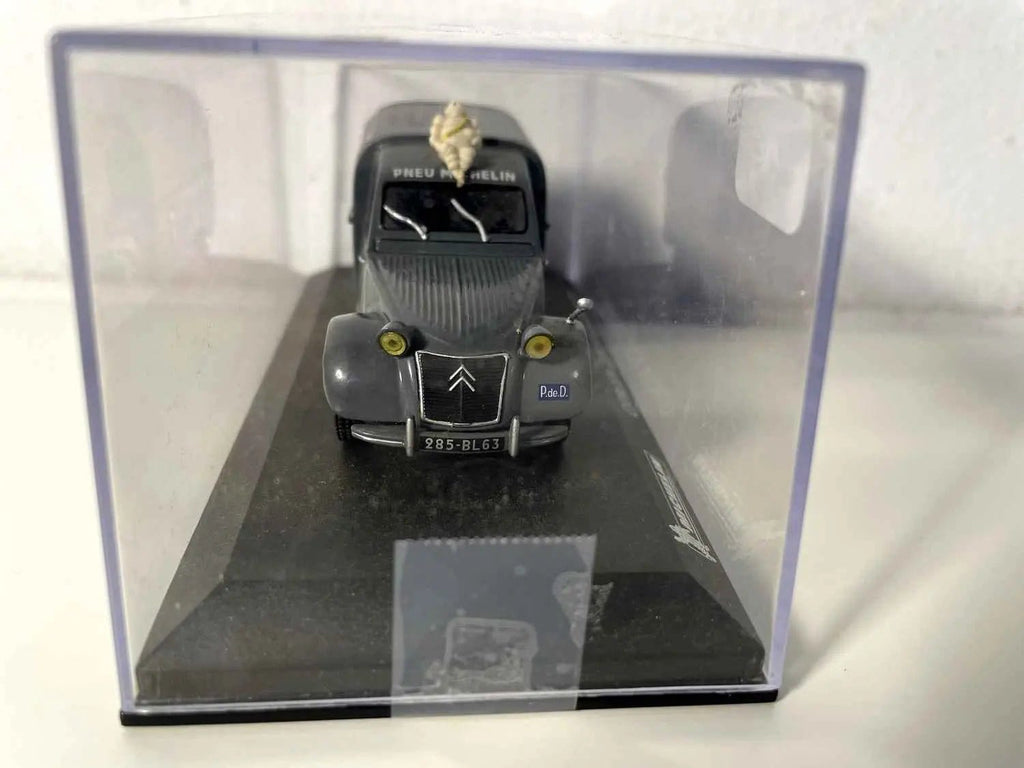 Voitures Miniatures Citroën 2 CV fourgonnette MICHELIN - Bernard Miniatures