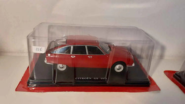 Voitures Miniatures Citroën GS rouge foncé de 1971 (échelle 1/24ème) - Bernard Miniatures