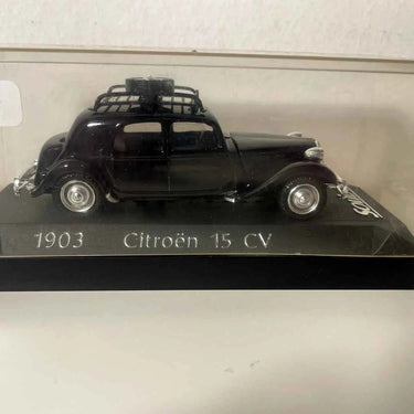 Voitures Miniatures Citroën traction 15 CV noire (Solido référence 1903) (boite plexi) - Bernard Miniatures