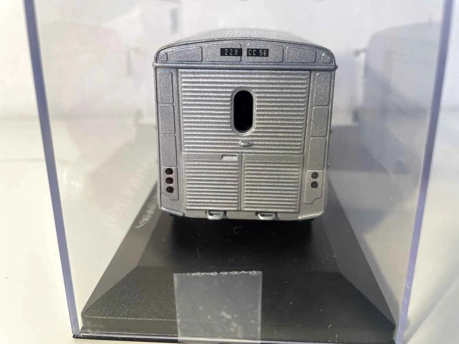Voitures Miniatures Citroën type H gris de 1958 - Bernard Miniatures