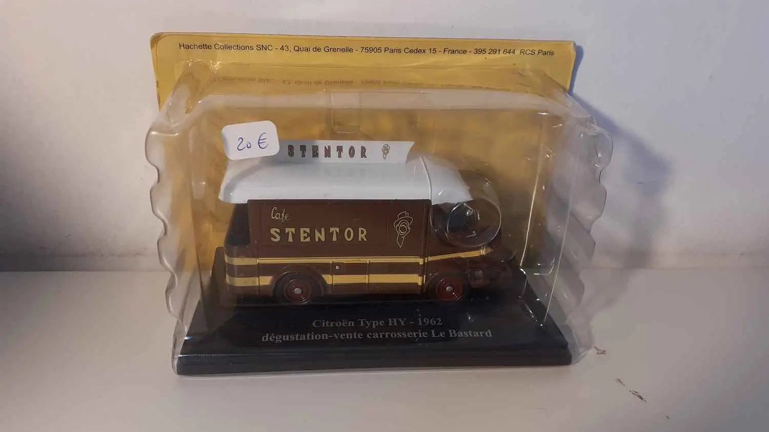 Voitures Miniatures Citroën type HY de 1962 dégustation-vente carrosserie Le Bastard - café Stentor - Bernard Miniatures
