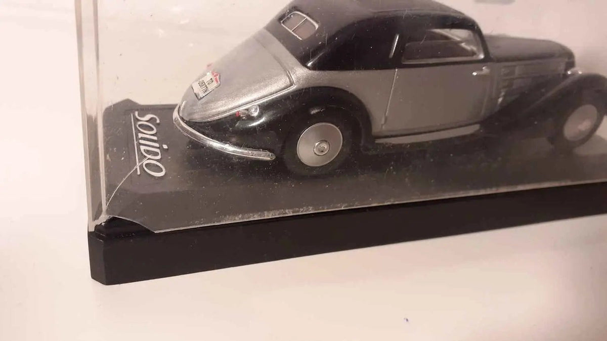 Voitures Miniatures Lancia Astura grise et noire de 1935 (Solido référence 4169) - Bernard Miniatures