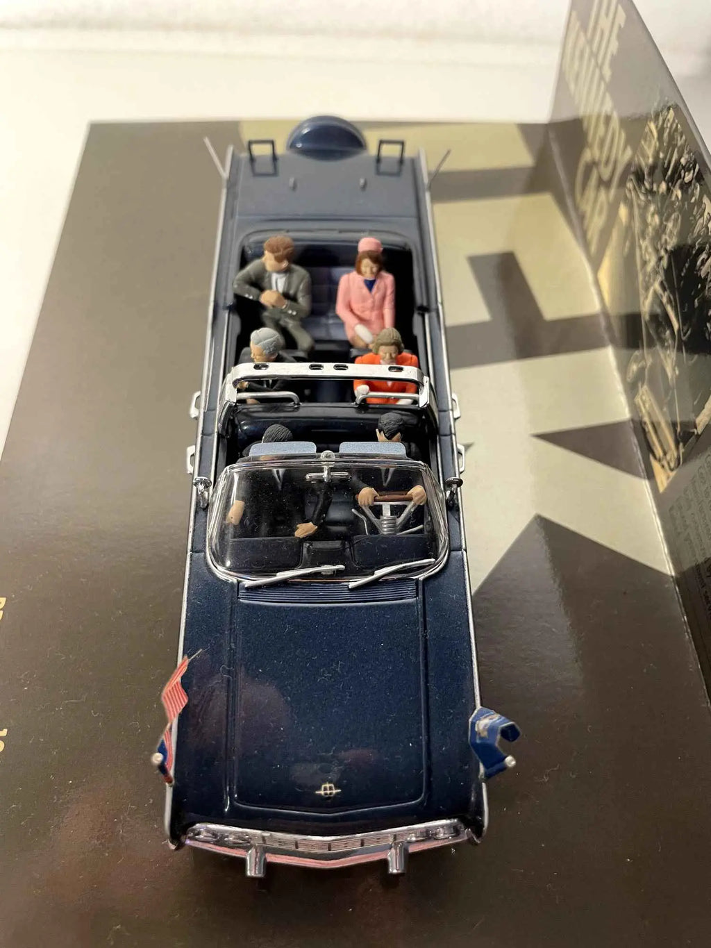 Voitures Miniatures Lincoln Continental Limousine X-100 (Assassinat de John Fitzgerald Kennedy en 1963) - Bernard Miniatures