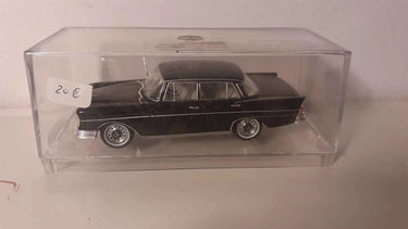 Voitures Miniatures Mercedes 1300 SEL noire - Bernard Miniatures