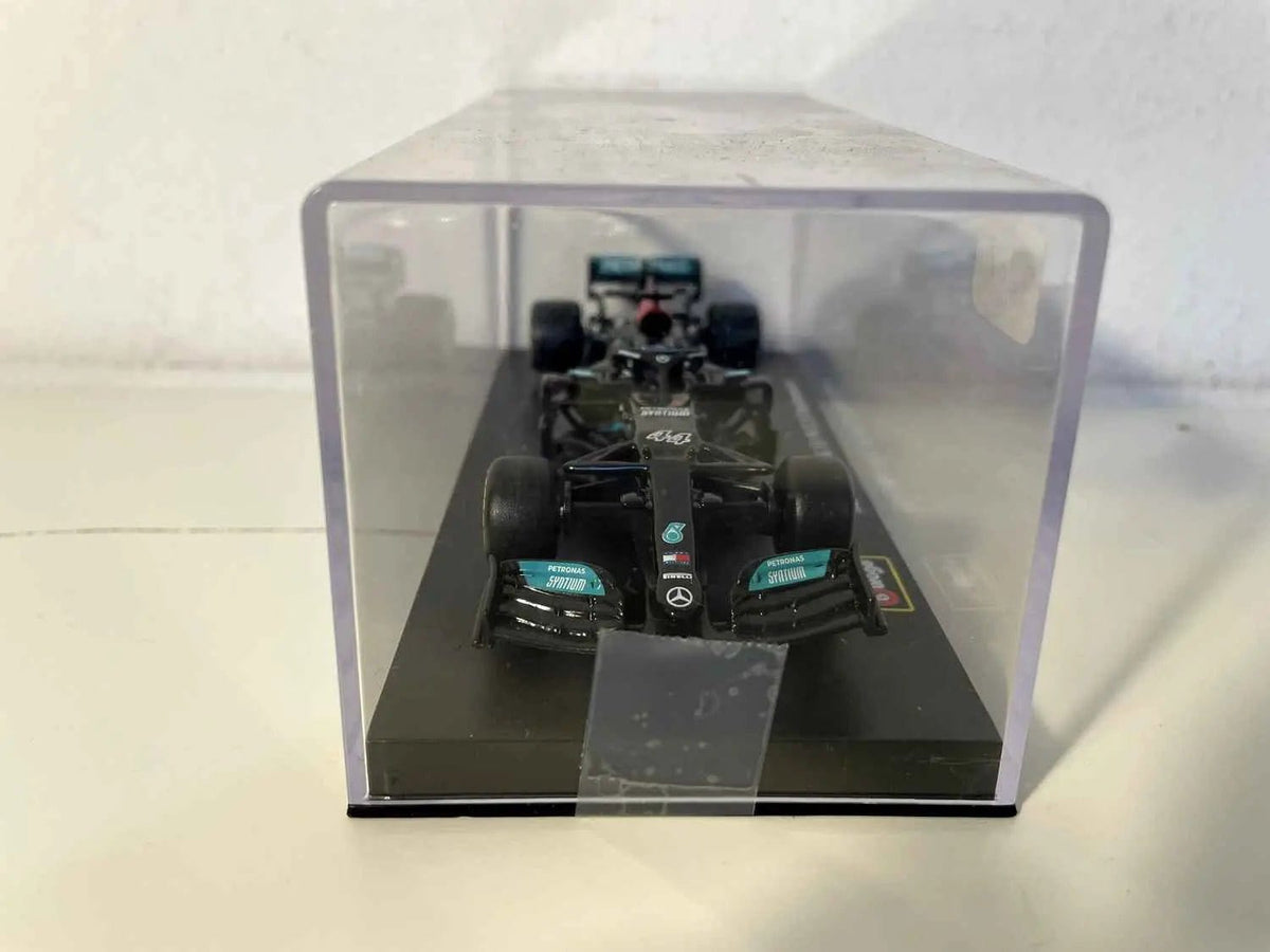 Voitures Miniatures Mercedes AMG F1 W12 E Performance numéro 44 (Formule 1) - Bernard Miniatures