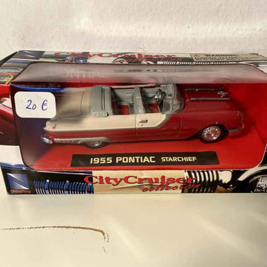 Voitures Miniatures Pontiac Starchief de 1955 City Cruiser (voiture américaine) - Bernard Miniatures