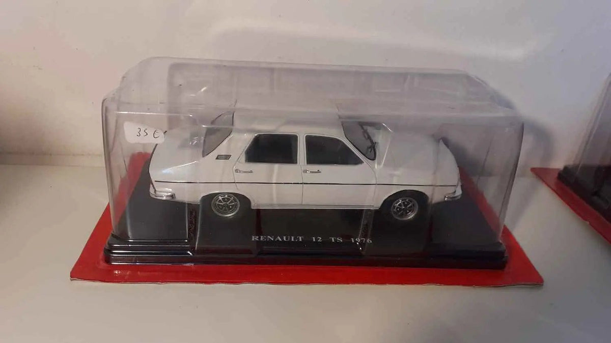 Voitures Miniatures Renault 12 TS blanche de 1976 (échelle 1/24ème) - Bernard Miniatures