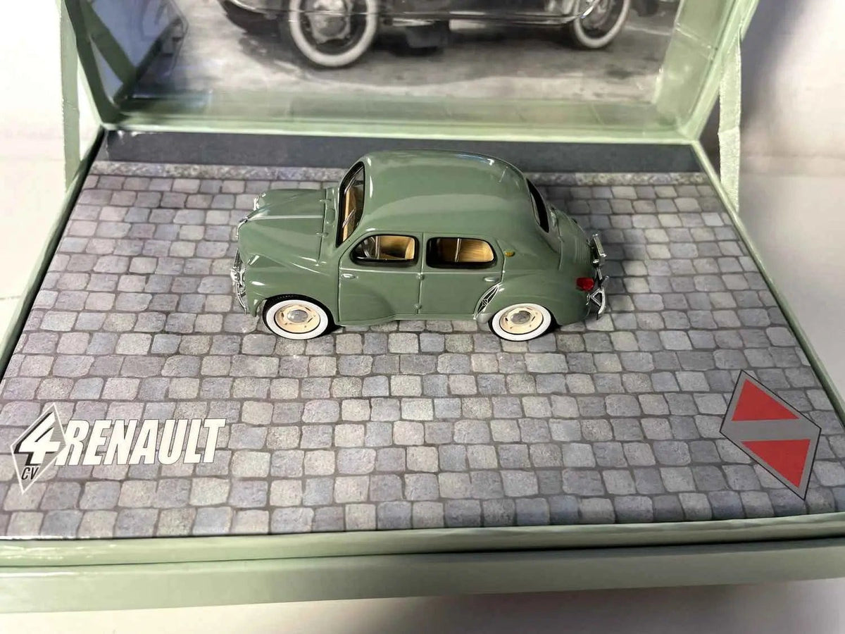 Voitures Miniatures Renault 4 CV verte (coffret anniversaire pour les 60 ans de la 4 CV) - Bernard Miniatures