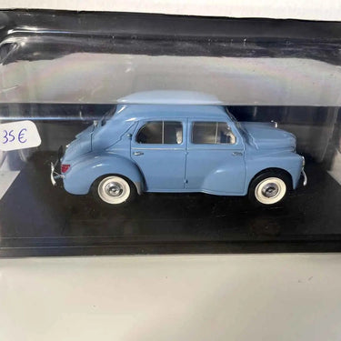 Voitures Miniatures Renault 4CV bleue (échelle 1/24ème) - Bernard Miniatures