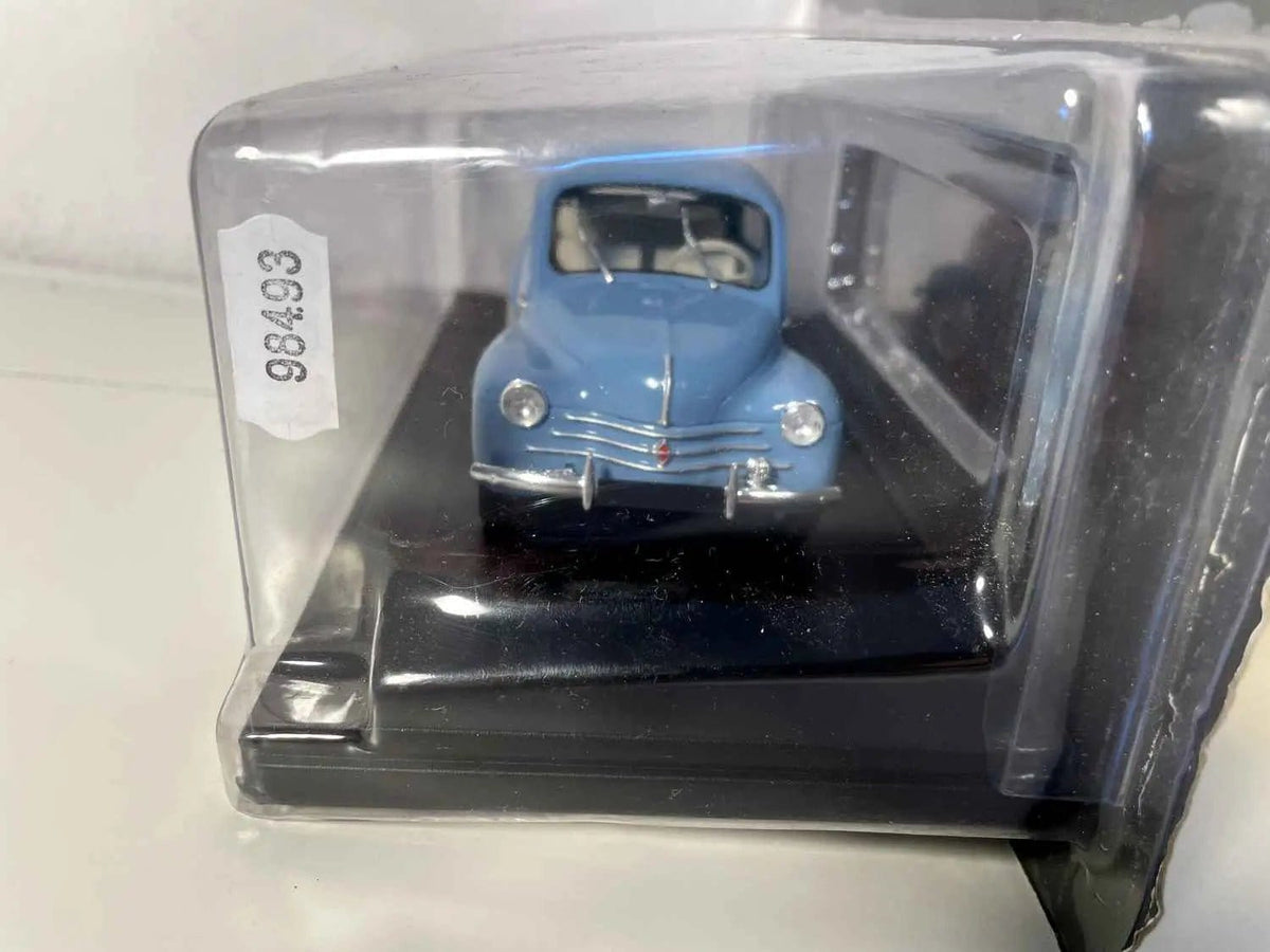 Voitures Miniatures Renault 4CV bleue (échelle 1/24ème) - Bernard Miniatures