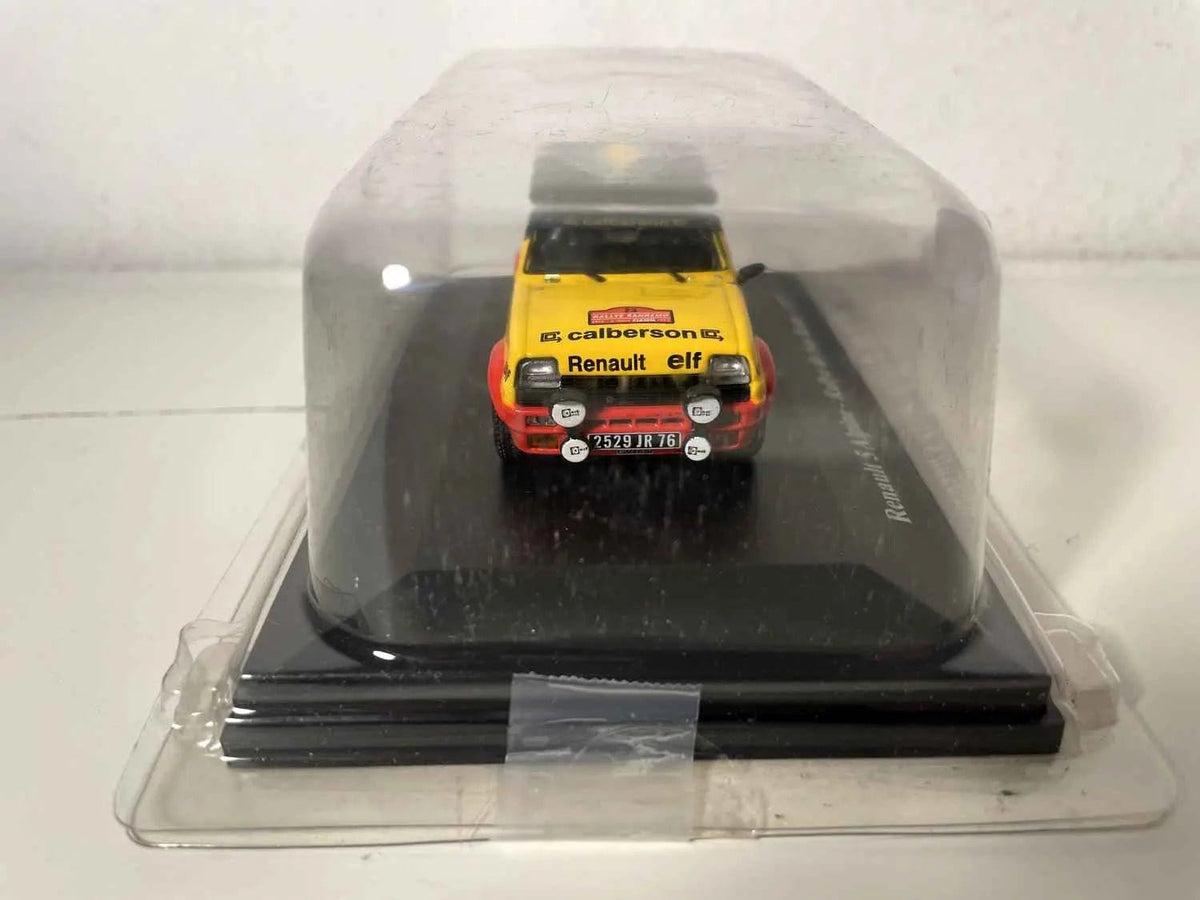 Voitures Miniatures Renault 5 Alpine numéro 23- rallye de San Rémo de 1977 - Bernard Miniatures