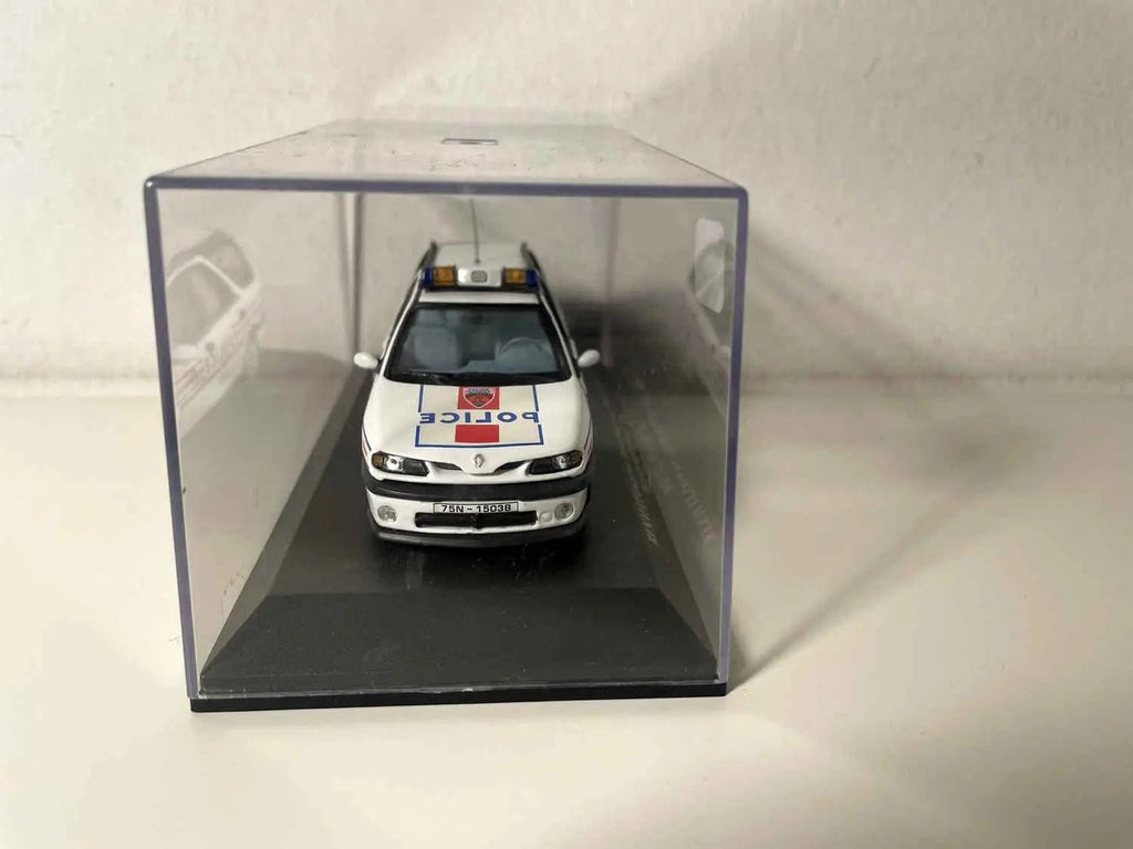 Voitures Miniatures Renault Laguna 1 break Névada RXE POLICE de 1998 - Bernard Miniatures