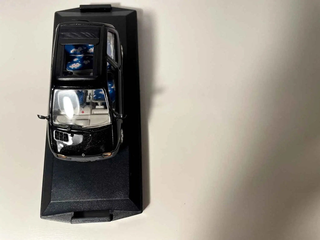 Voitures Miniatures Renault Twingo Easy découvrable noire - Bernard Miniatures