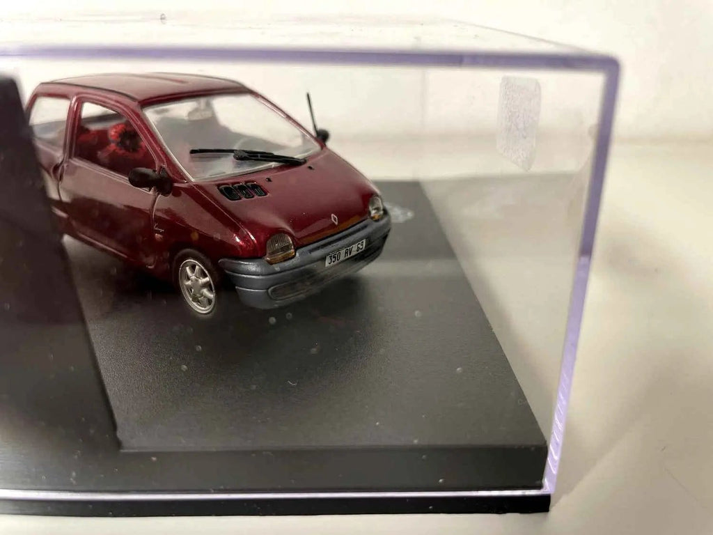 Voitures Miniatures Renault Twingo KENZO bordeaux (boite carrée en carton bleue) - Bernard Miniatures