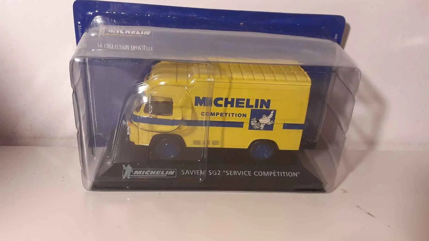 Voitures Miniatures Saviem SG2 service compétitions MICHELIN - Bernard Miniatures