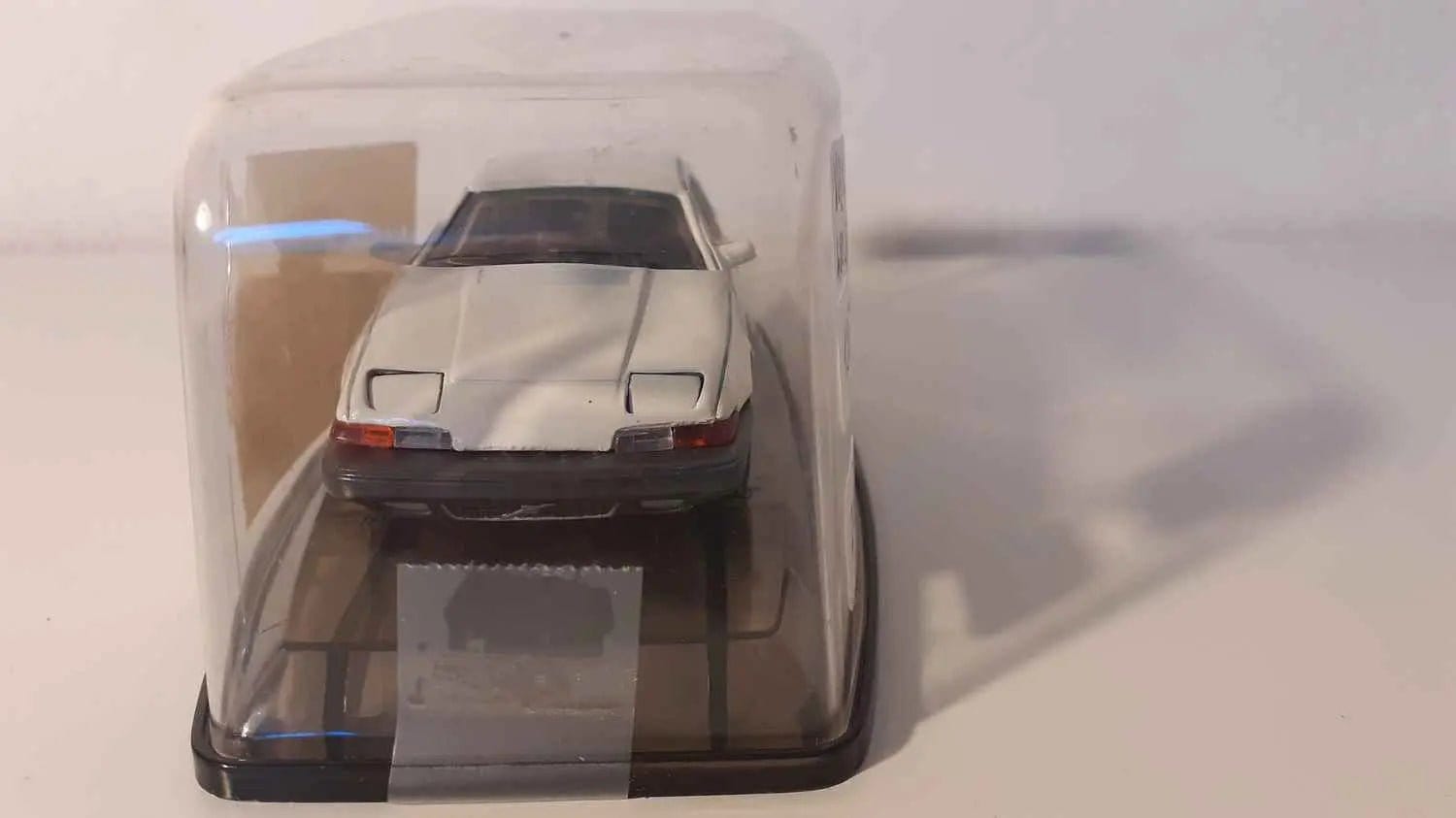 Volvo 480-ES blanche de 1987 (fabricant PILEN) Bernard Miniatures