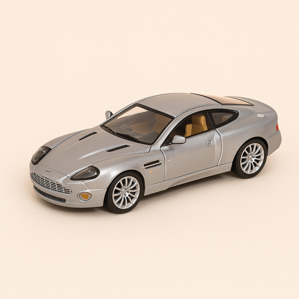 Aston-Martin V12 Grey Vanquish