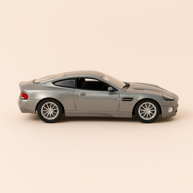 Aston Martin V12 Vanquish grise - JAMES BOND - MEURS UN AUTRE JOUR (Die another day)