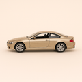Photo professionnelle de la voiture miniature Bmw 645I Coupe Marron - Image clean haute qualité