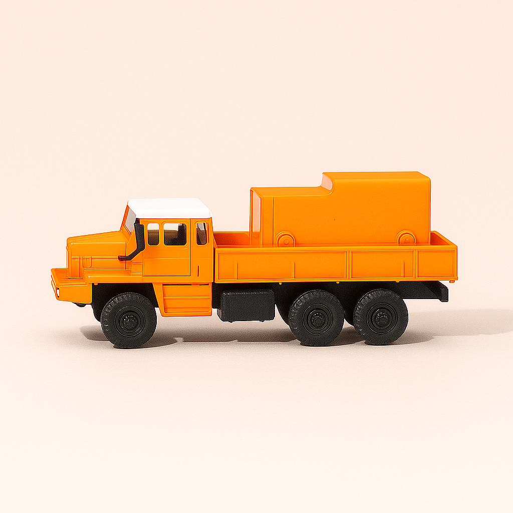BERLIET GBC MT8 6x6 Camion vun 1966, orange, Laborversioun vum Ponts et Chaussées Departement