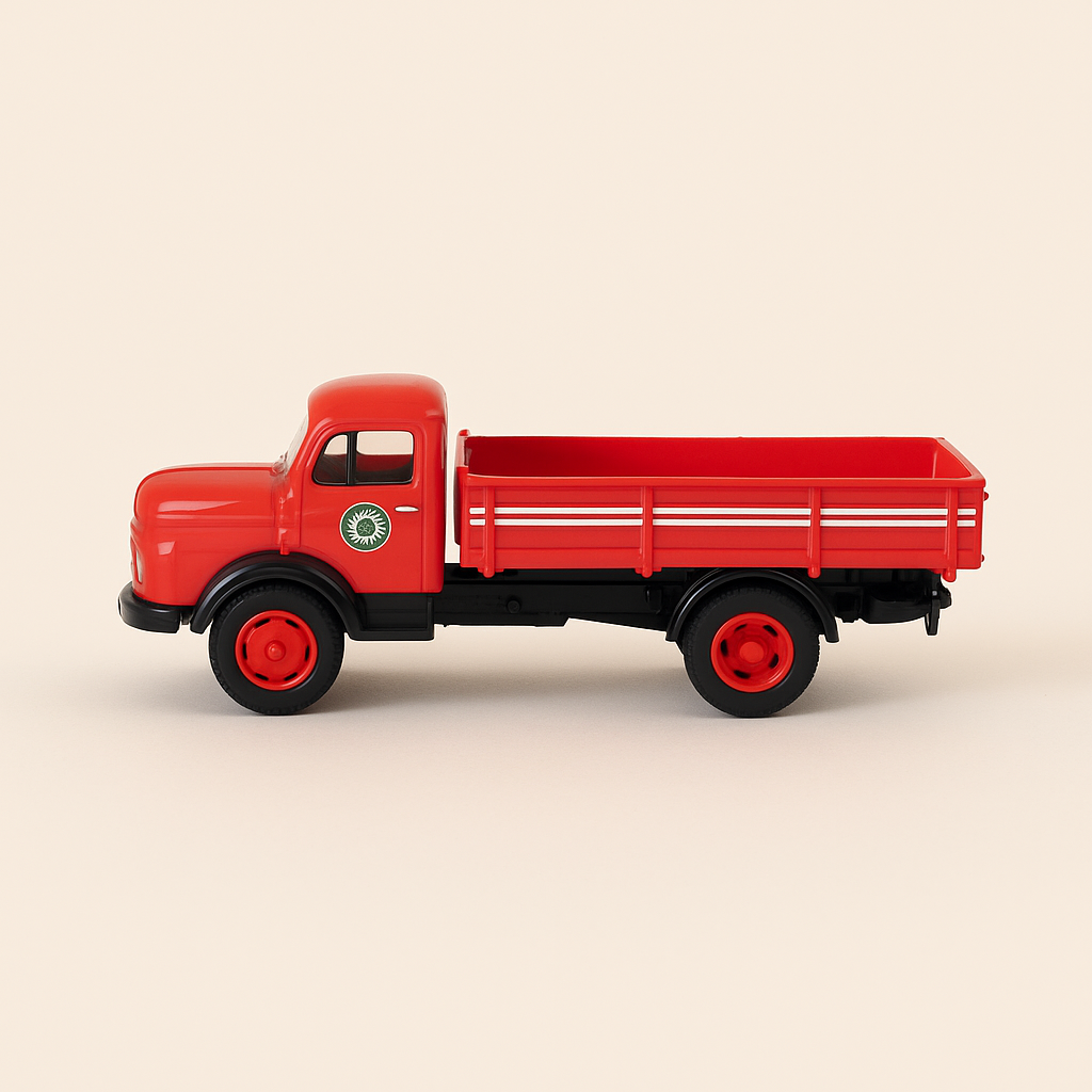 Photo professionnelle de la voiture miniature Camion Horch H3A Camion Plateau Rouge Avec Logo Rond Vert Et Blanc Sur Porte - Image clean haute qualité