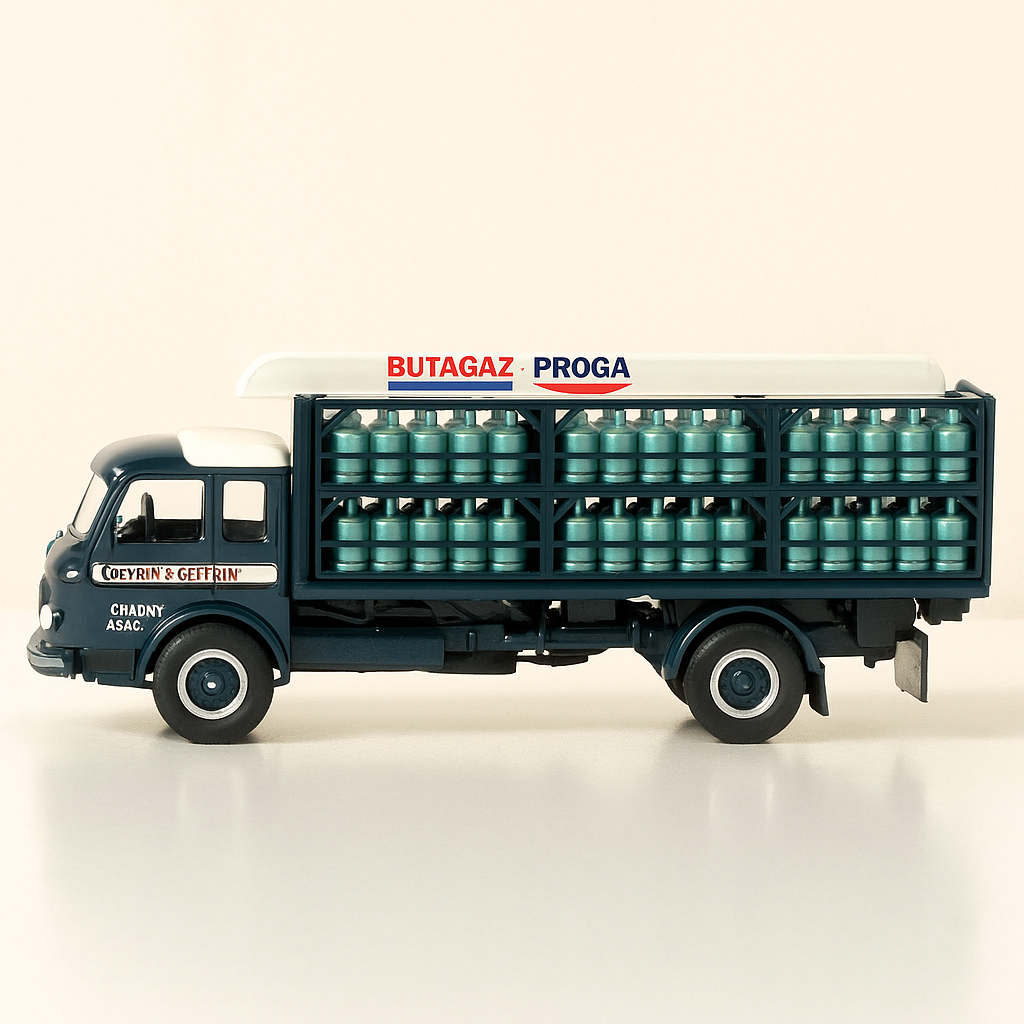UNIC ZU 42 DONON Camion vun 1942 mat BETAGAZ - PROGAZ Gasfläschenlagerplattform