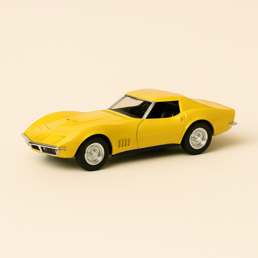 Photo professionnelle de la voiture miniature Chevrolet Corvette Jaune De 1968 Voiture Americaine - Image clean haute qualité