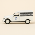 Photo professionnelle de la voiture miniature Citroen 2 Cv Secours Routiers - Image clean haute qualité