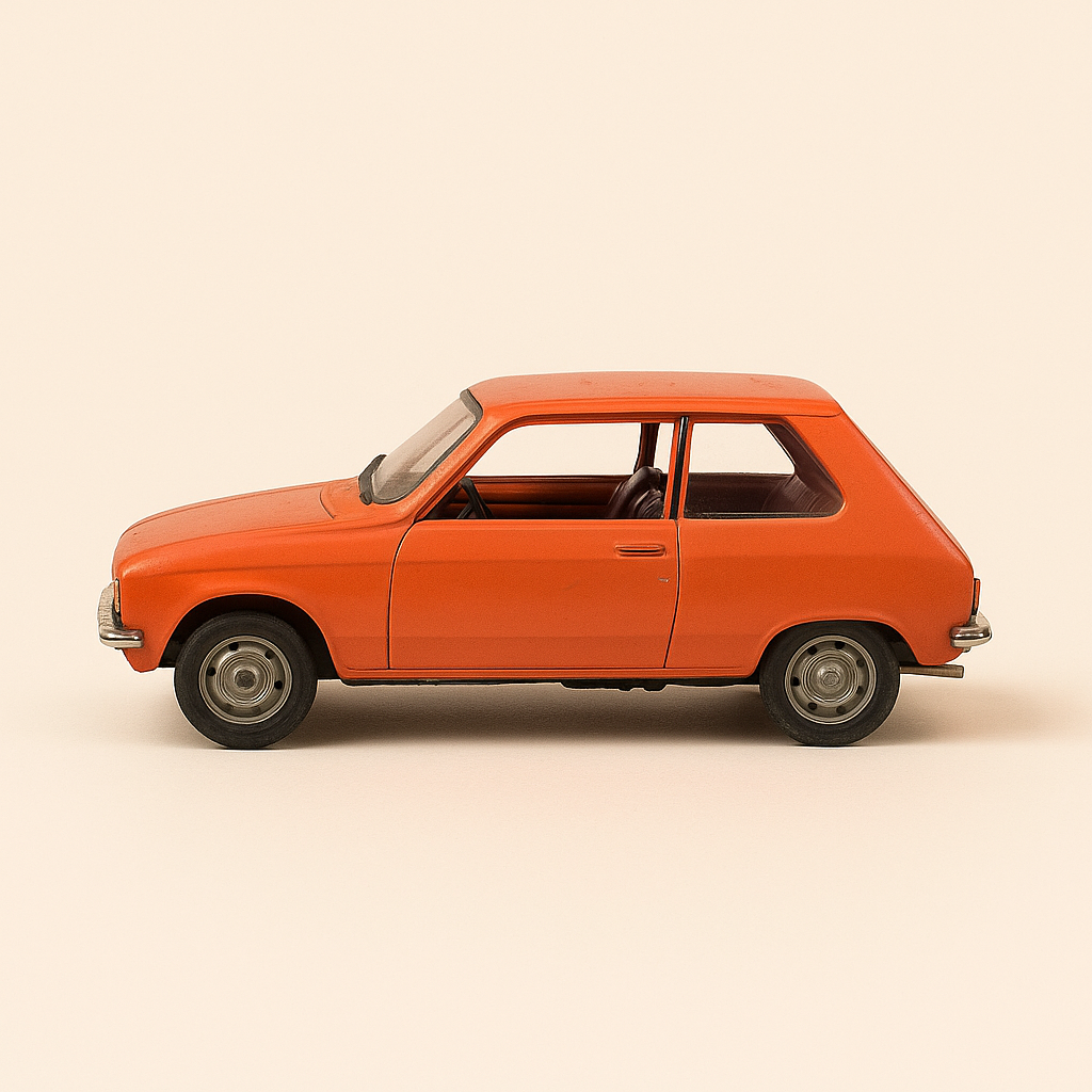 Orange Citroën LN aus 1976 (Plexibox)