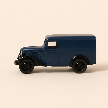 Photo professionnelle de la voiture miniature Citroen Rosalie 8U5 Bleue De 1934 - Image clean haute qualité