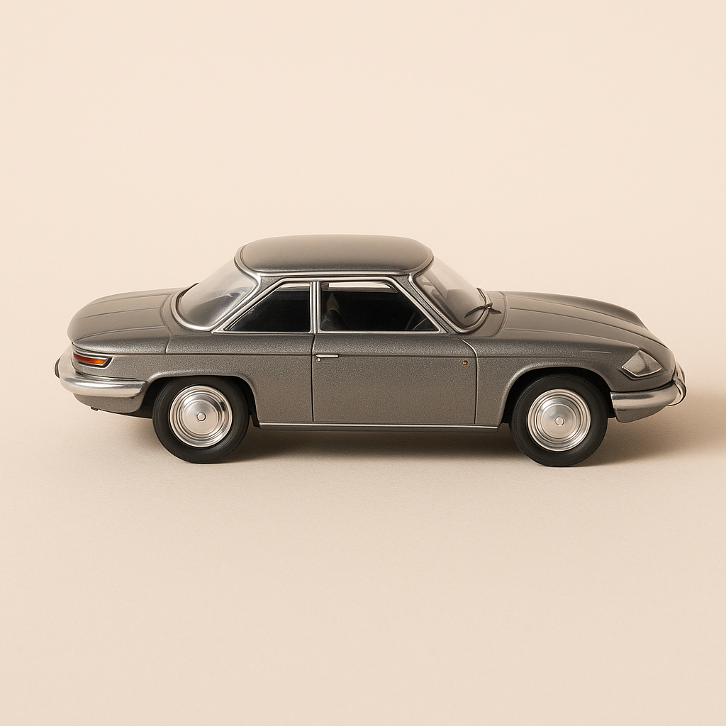 Panhard 24 CT grise de 1965 (échelle 1/24ème)