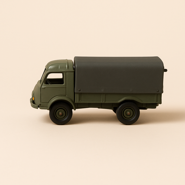 Véhicule militaire Renault Goelette 4x4 - Solido référence 151008 00 - Image haute qualité