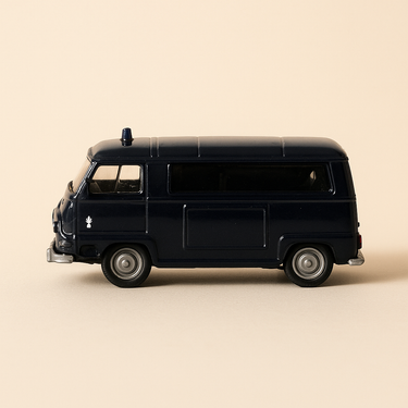 Renault estafette noire de la gendarmerie du Tour de France de 1963 - Image haute qualité