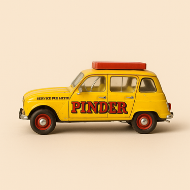 Renault 4L jaune PINDER - Image haute qualité