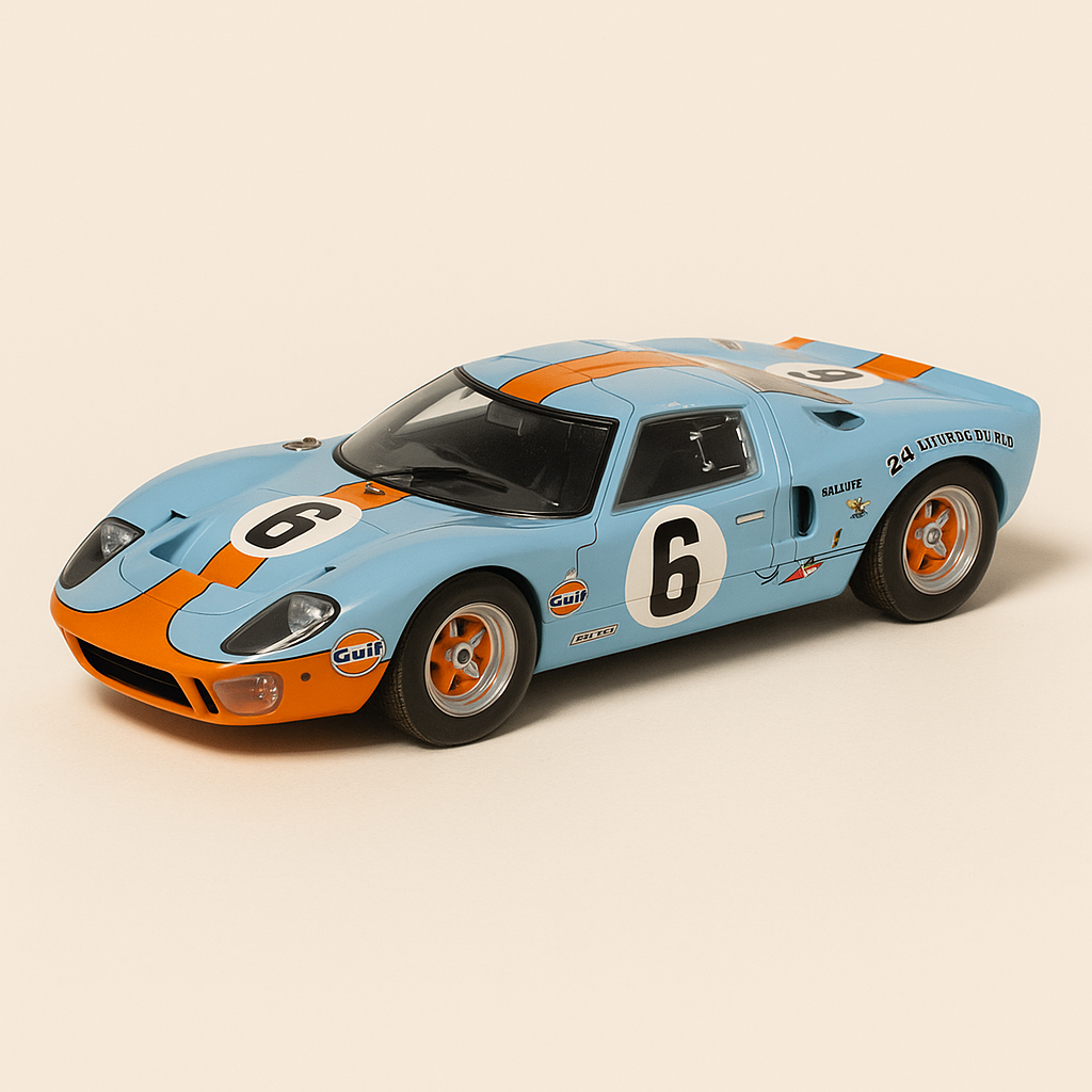 Ford GT40 bleue et orange (couleurs de GULF) numéro 6 - 24 heures du Mans de 1969