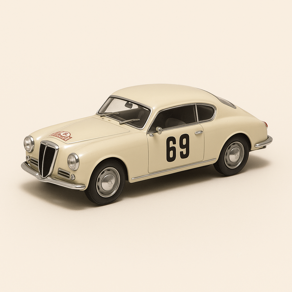 Lancia Aurélia GT beige/hellbrong Nummer 69 - Monte-Carlo Rallye vun 1954