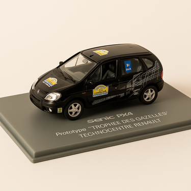 Renault Scénic RX4 prototype TROPHEE DES GAZELLES (Technocentre Renault) AVEC la boite en carton - Universal Hobbies - Image haute qualité