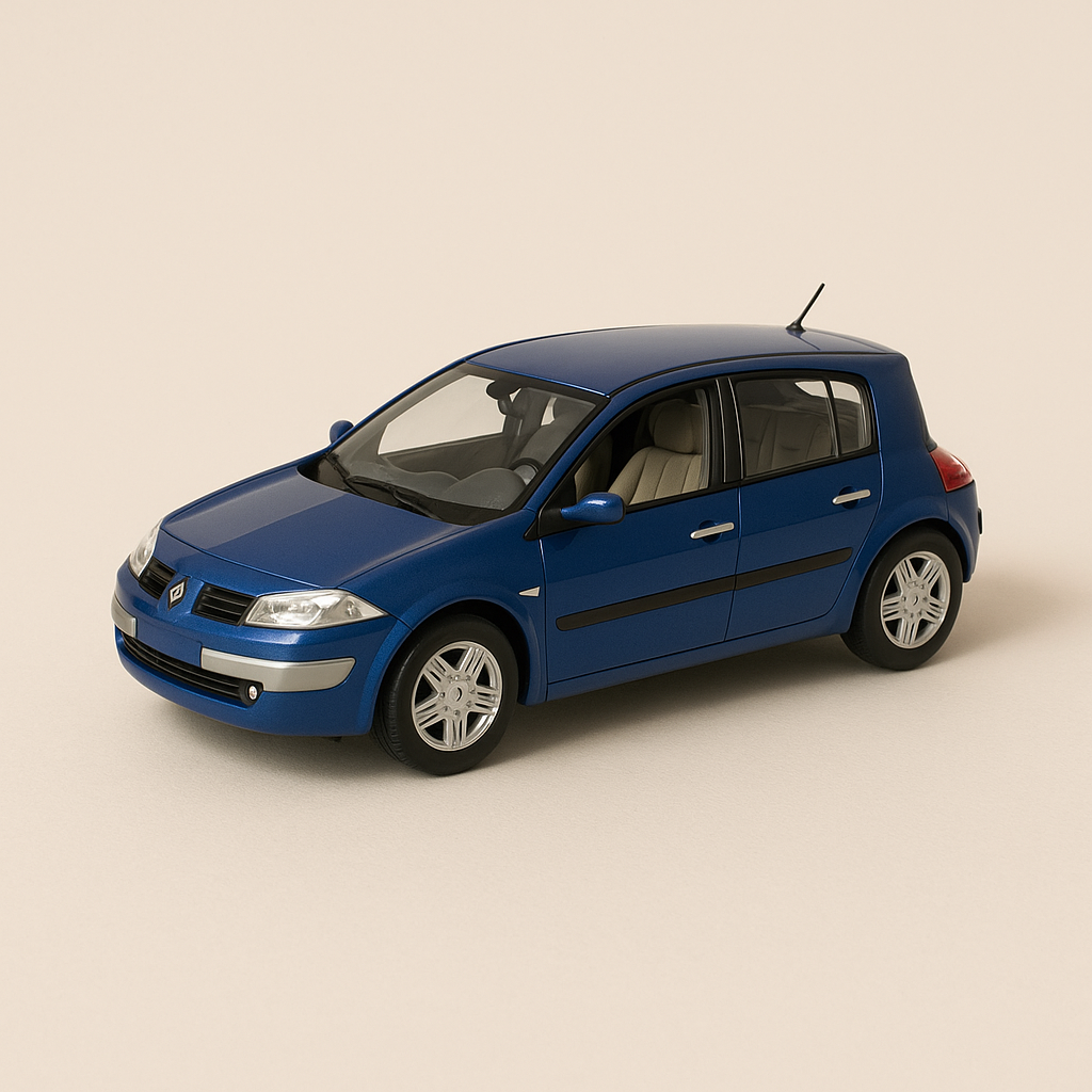 Renault Mégane 2 Berline Luxe Privilège 2.0 16V blau (Auto des Jahres 2003) (rechteckiges Set) - ELIGOR