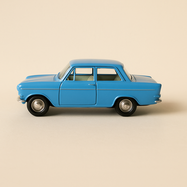 Opel Kadett bleue Dinky-Toys (Editions Atlas) - Image haute qualité