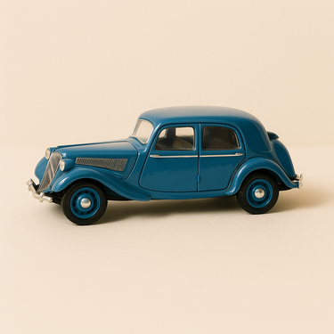 Renault Viva Berline Grand Sport bleue de 1939 (MINIROUTE référence 69) - Image haute qualité