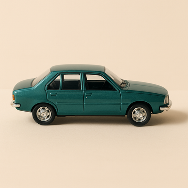 Renault 18 verte - Solido (avec boite en carton violette) - Image haute qualité