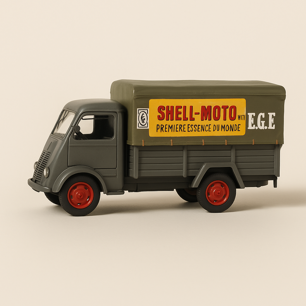 Peugeot DMA gris avec bâche kaki - camion de ferrailleur - collection Garage Moderne